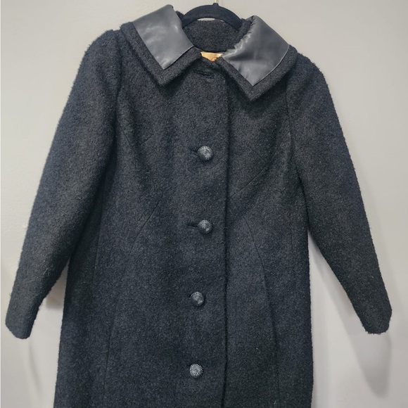 Size S, black color - Picture 2 of 5